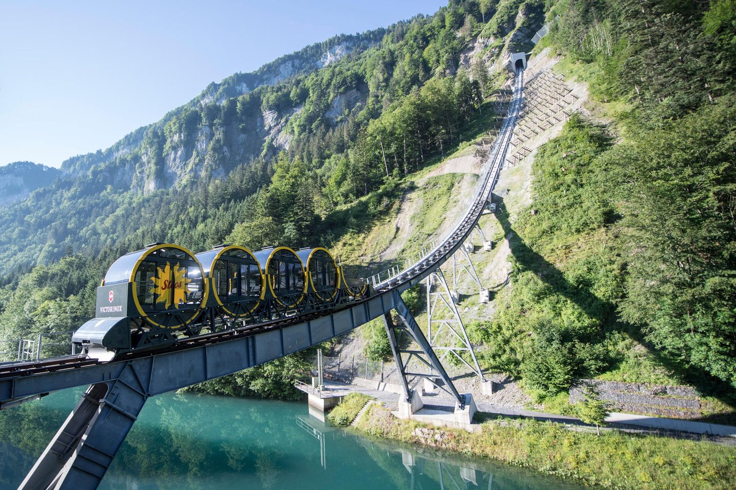 Standseilbahn: Keine geht steiler Bergbahn