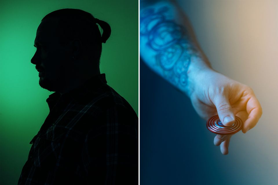 Therapie: Als Konflikt zwischen Wut und Gelassenheit beschreibt Lorenz seine Erkrankung. Wie Marvel-Held Bruce Banner will er sich mit dem Hulk in seinem Innern aussöhnen. Das Minischild von Captain America ist ein helfender "Skill", ein Spielzeug, das gegen die Anspannung hilft Als Konflikt zwischen Wut und Gelassenheit beschreibt Lorenz seine Erkrankung. Wie Marvel-Held Bruce Banner will er sich mit dem Hulk in seinem Innern aussöhnen. Das Minischild von Captain America ist ein helfender "Skill", ein Spielzeug, das gegen die Anspannung hilft