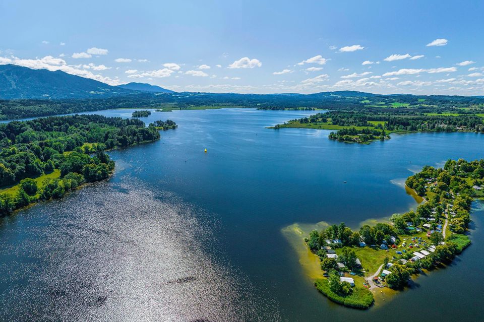 Staffelsee mit Ausblick auf die Seehausen Inseln