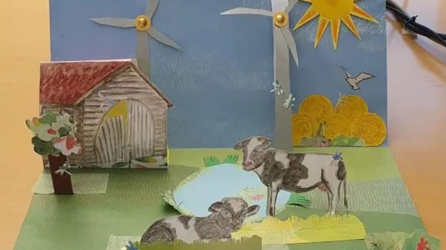 von Friederike, 9 Jahre alt Lust auf mehr? Diese und weitere Pop-up-Landschaften könnt ihr in einer Ausstellung im Greenpeace-Gebäude in der Hongkongstraße 10 in Hamburg bewundern. von Friederike, 9 Jahre alt Lust auf mehr? Diese und weitere Pop-up-Landschaften könnt ihr in einer Ausstellung im Greenpeace-Gebäude in der Hongkongstraße 10 in Hamburg bewundern.