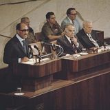 Sadat am Rednerpult in der Knesset