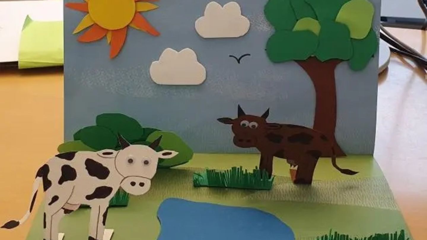 von Carlotta aus Hamburg   Lust auf mehr? Diese und weitere Pop-up-Landschaften könnt ihr in einer Ausstellung im Greenpeace-Gebäude in der Hongkongstraße 10 in Hamburg bewundern.