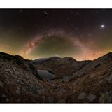Trotz seiner kleinen Fläche beherbergt Bulgarien eine große Vielfalt an Landschaften. Für Tervel Kutsev zählt das Pirin-Gebirge zu den schönsten Regionen des Landes. Dort gelang dem Fotografen diese Aufnahme des wunderschönen Nachthimmels mit der Milchstraße im Fokus.