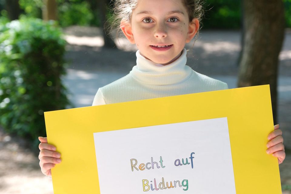 Amalia, 9 Jahre, erklärt: »Das Recht auf Bildung ist sehr wichtig. Denn wenn man nicht Lesen oder Rechnen lernt, dann kann man später keinen Job anfangen.«