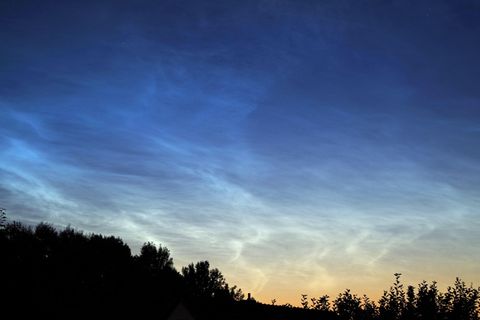 Hallo Himmel: Leuchtende Nachtwolken zur Sommersonnenwende