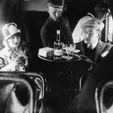 Zwei Gäste im Flugzeug