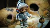 Szenenbild mit Sandmännchen im Astronautenanzug