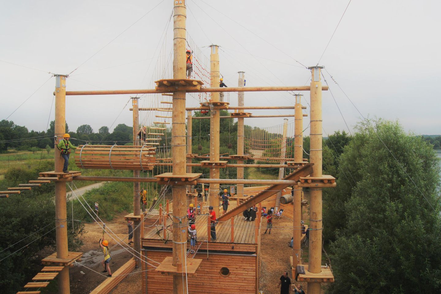 Klar zum Entern: PirateRock-Hochseilgarten Hannover Kletterpark