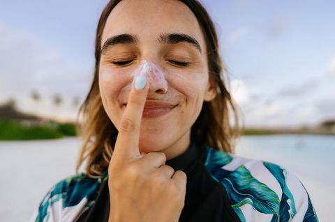 Wer sich zu gut eincremt, bekommt nicht genügend gesundes Vitamin D? Ob's stimmt oder nicht, klärt der Faktencheck
