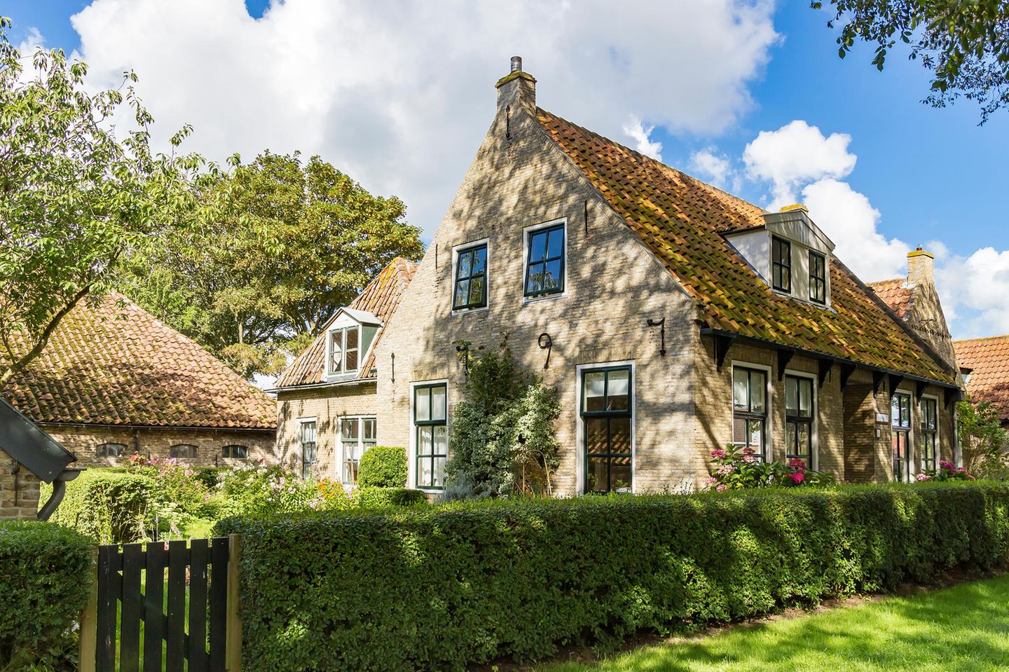 Kommandeurshäuser im Ameland