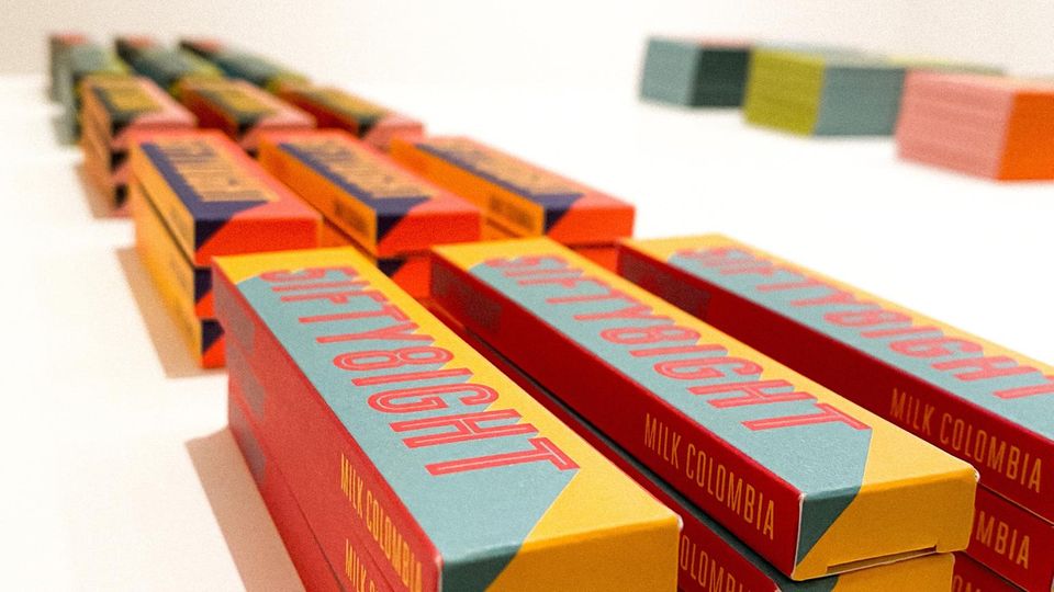 Bunt eingepackte Schokolade