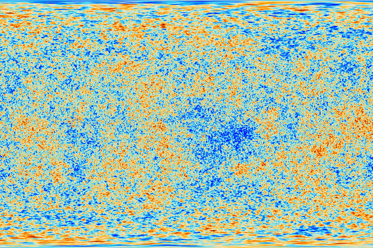 Was war vor dem Urknall? Am Anfang war das Universum unendlich heiß und vollgepackt mit Energie. Dann dehnte sich der Raum schlagartig aus, das Universum kühlte ab, die ersten Atome, Sterne und Galaxien entstanden.   Was sich vor 13,8 Milliarden Jahren abspielte, kann das menschliche Vorstellungsvermögen kaum fassen. Und doch gilt der Urknall als sehr gut belegt. Nicht nur, weil sich der Raum noch immer ausdehnt, sondern weil sich am Rande des sichtbaren Universums das Nachglühen des heißen Anfangs zeigt – die kosmische Hintergrundstrahlung (Bild).  Bis in die ersten Sekundenbruchteile hinein lässt sich die Entstehung des Universums rekonstruieren. Doch bis ganz an den Anfang kommt die Physik nicht, dafür sind ihre Formeln nicht gemacht. Zudem bleibt die Frage: Was war davor? Die vorläufige Antwort: Ein Davor gab es nicht, die Zeit selbst begann erst mit dem Urknall. Allerdings könnte sich unser Universum auch aus einem älteren Universum gebildet haben. Oder wir sind Teil eines größeren Ganzen, eines Multiversums. Unvorstellbar? Ja, aber nicht unmöglich!       ⇒ Unser Podcast-Tipp zum Urknall