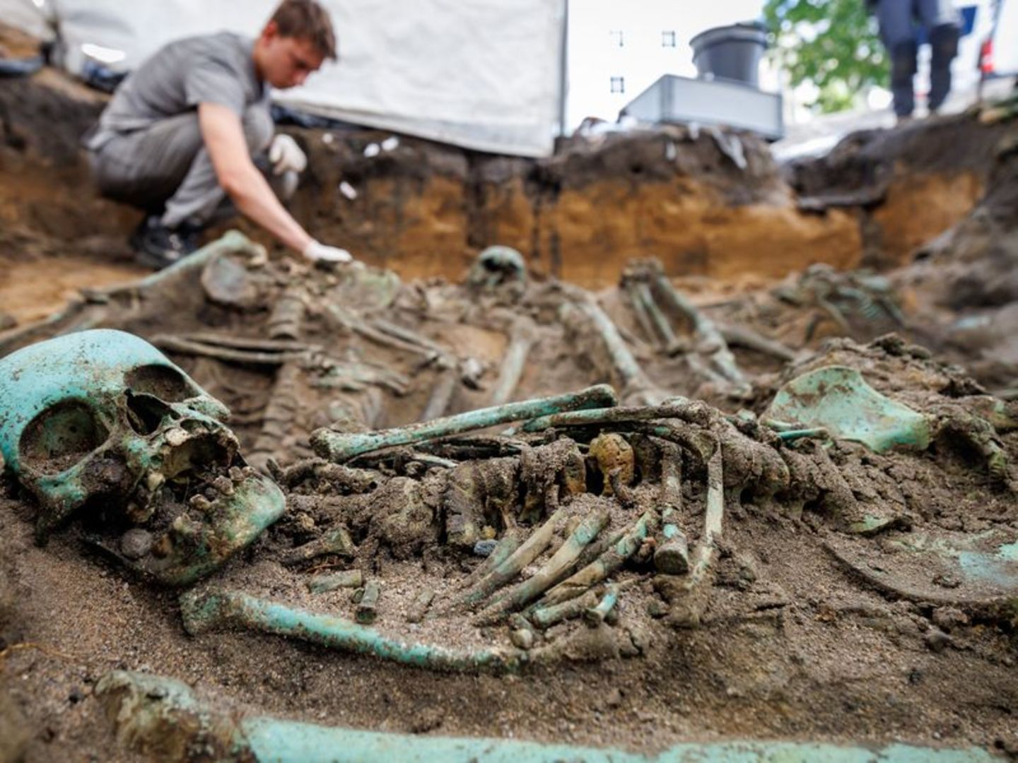 Bis zu 3000 Toten sind nach Einschätzung der Fachleute auf dem riesigen Pestfriedhof beerdigt worden