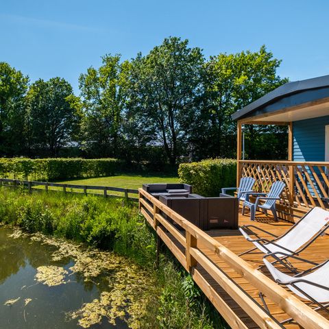Häuser am See im Papillon Country Resort