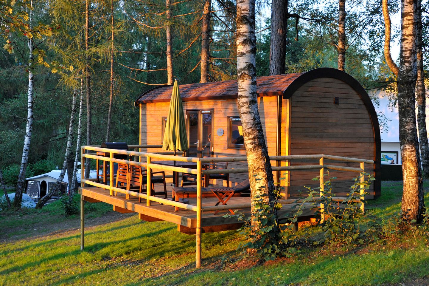 Holzhütte im Ferienparadies Natterer See
