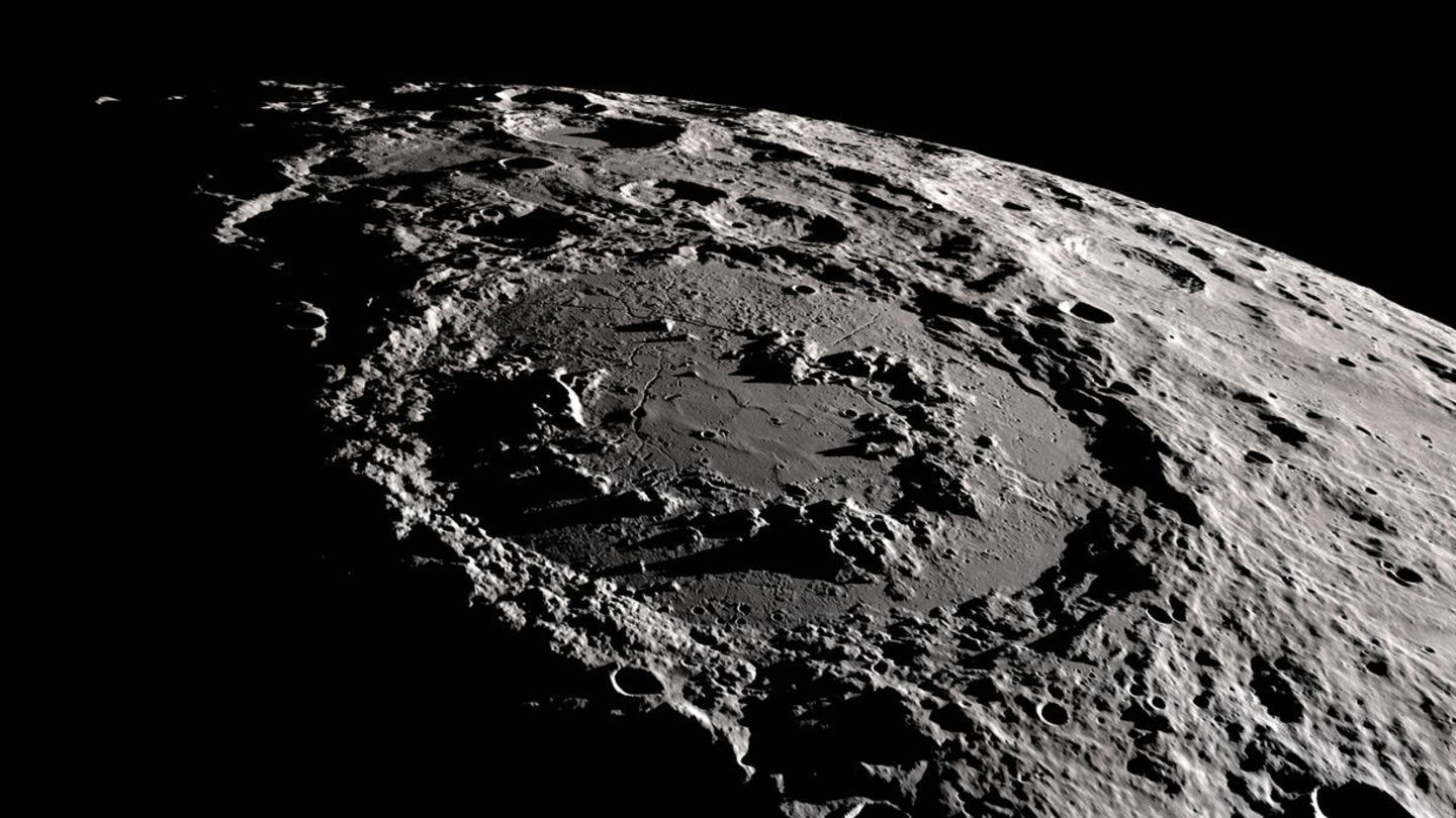 Der Schrödinger-Krater auf der erdabgewandten Seite des Mondes