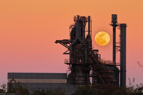 Astronomie: Seltenes Phänomen: Was macht den Supermond so einzigartig?