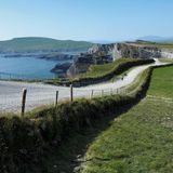 Ein Blick auf die Fahrradroute in der Nähe der Klippen