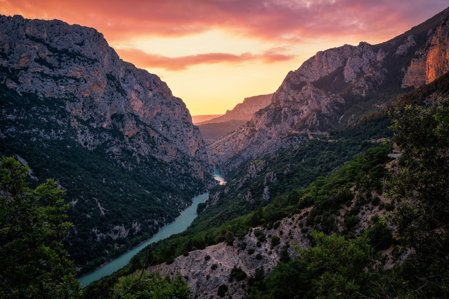 Sonnenuntergang über den Schluchten von Verdonschlucht