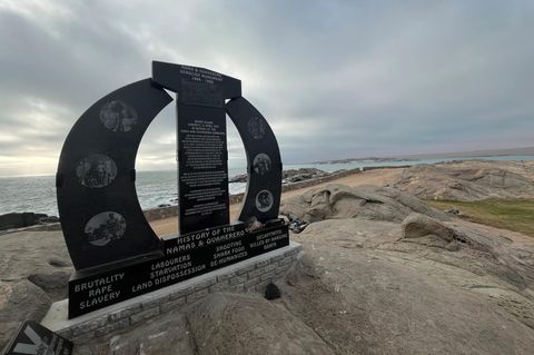 Gedenkstein auf der Halbinsel Shark Island Namibia