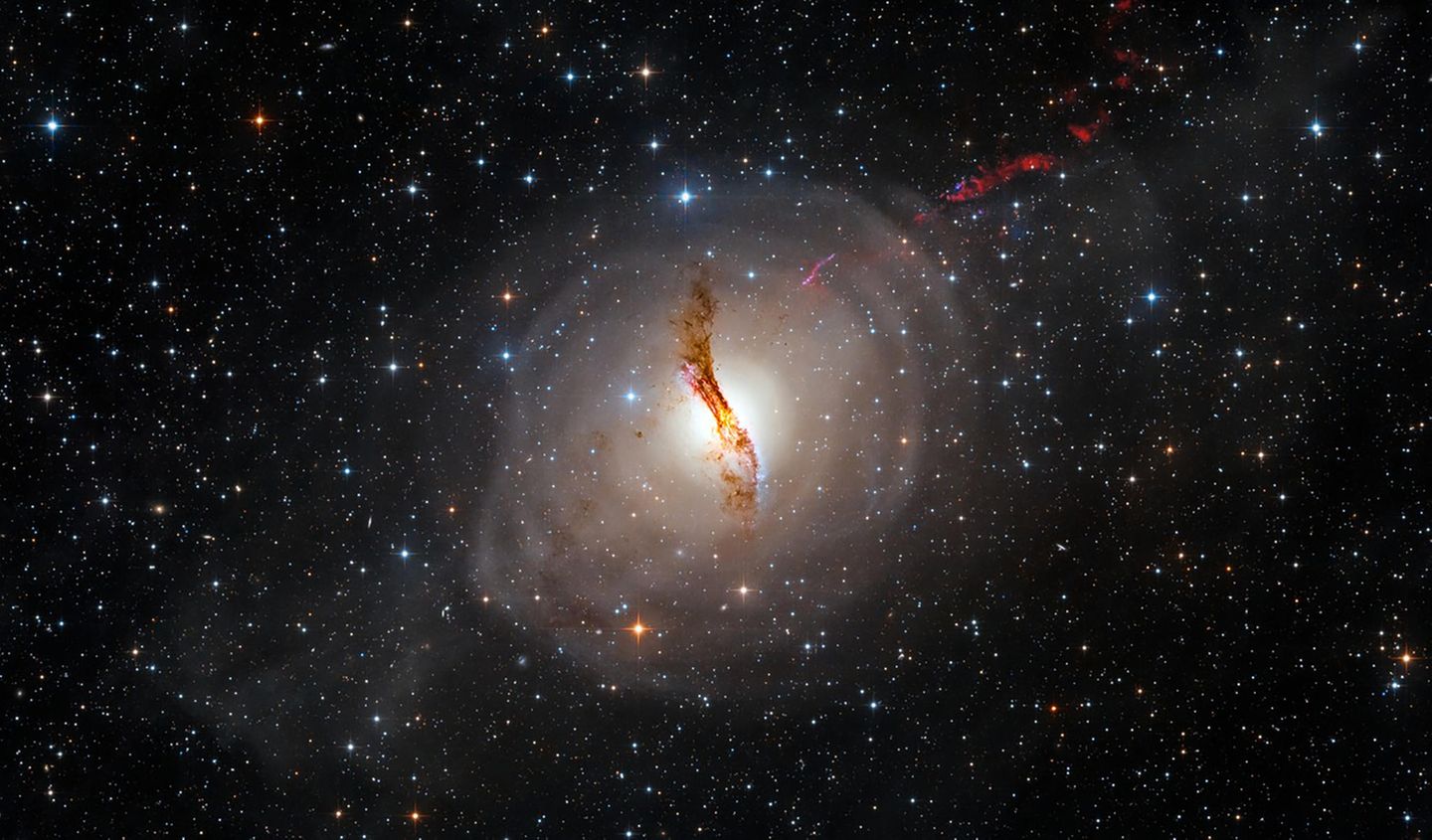 Galaxie NGC 5128