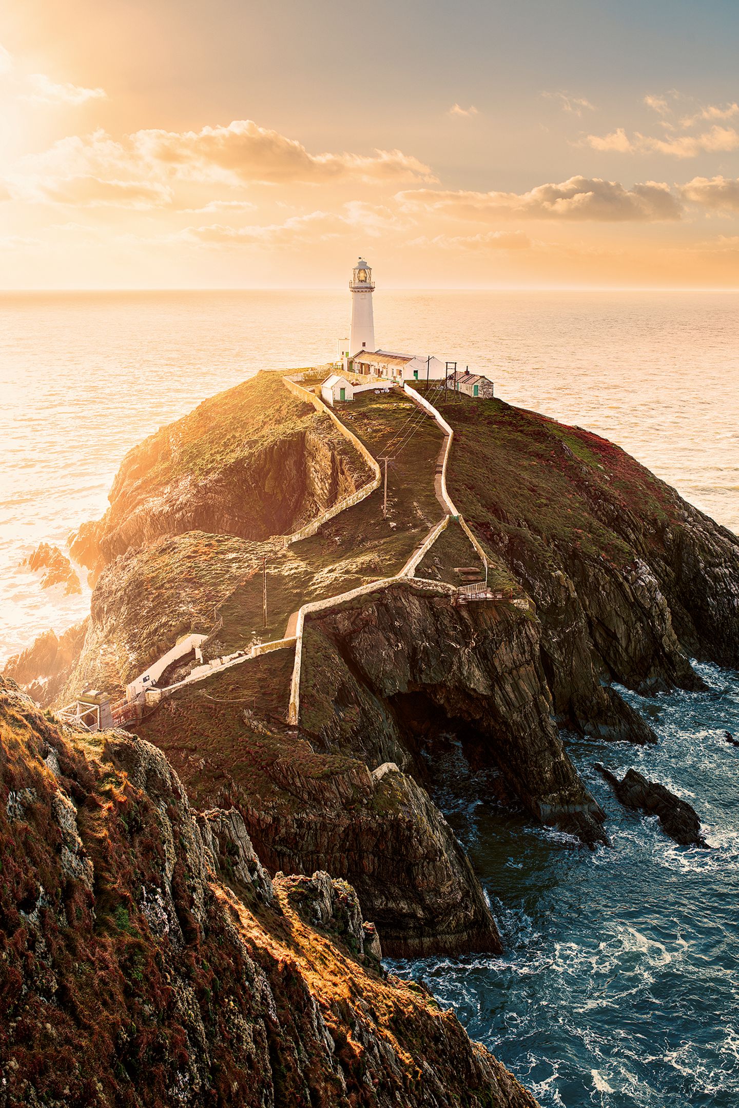 South Stack Lighthouse, Wales South Stack Lighthouse vor der Holy Island im Norden von Wales