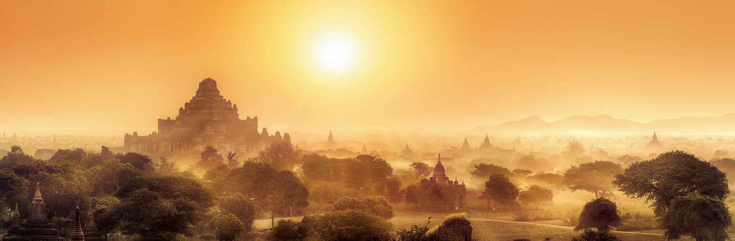 Sonnenaufgang, Dhammayangyi-Tempel in der Königsstadt Bagan, Myanmar