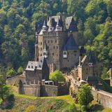 Blick auf die berühmte Burg Eltz