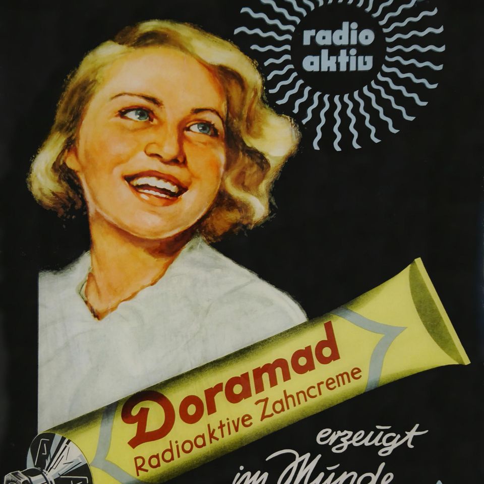 Strahlendes Lächeln: Die radioaktive Zahnpasta blieb doch Utopie