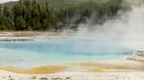 Heiße Quelle dampfend in Idaho, USA