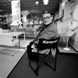 Ingvar Kamprad in einer Ikea-Filiale