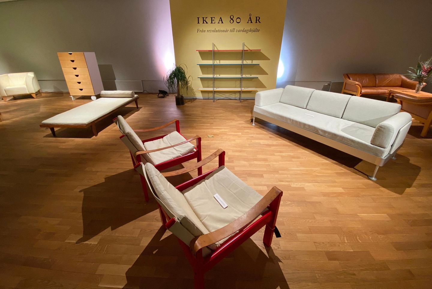 Ikea Vintage-Möbel in einem Auktionshaus
