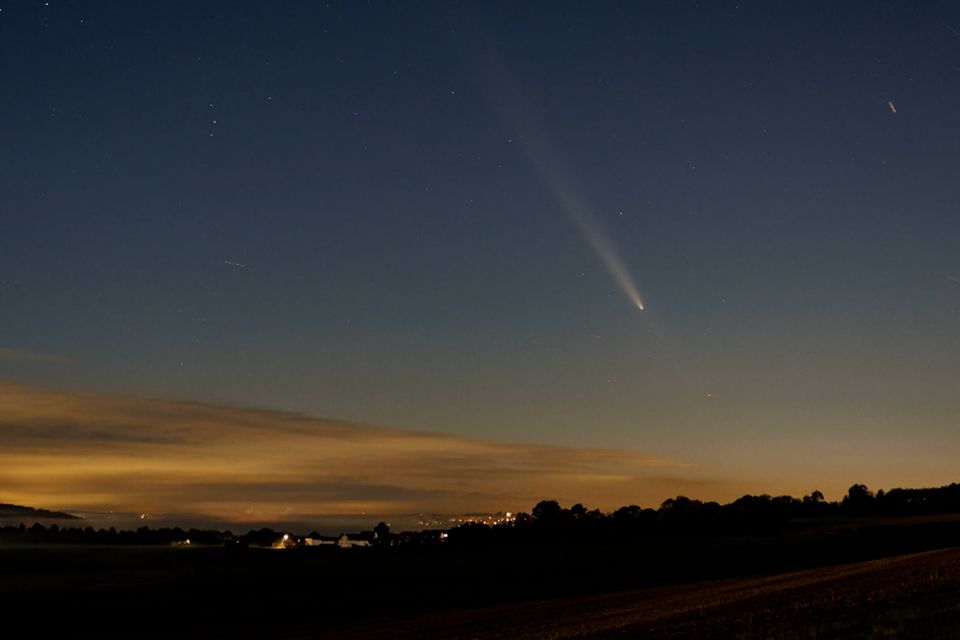 Tsuchinshan-ATLAS: Ein heller Schweif: Mit diesen Tipps sichten Sie den Kometen am Abendhimmel 1.7778