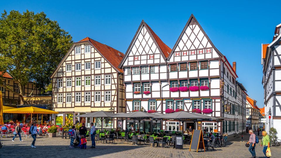Markplatz Soest mit Fachwerkhäusern Markplatz Soest mit Fachwerkhäusern