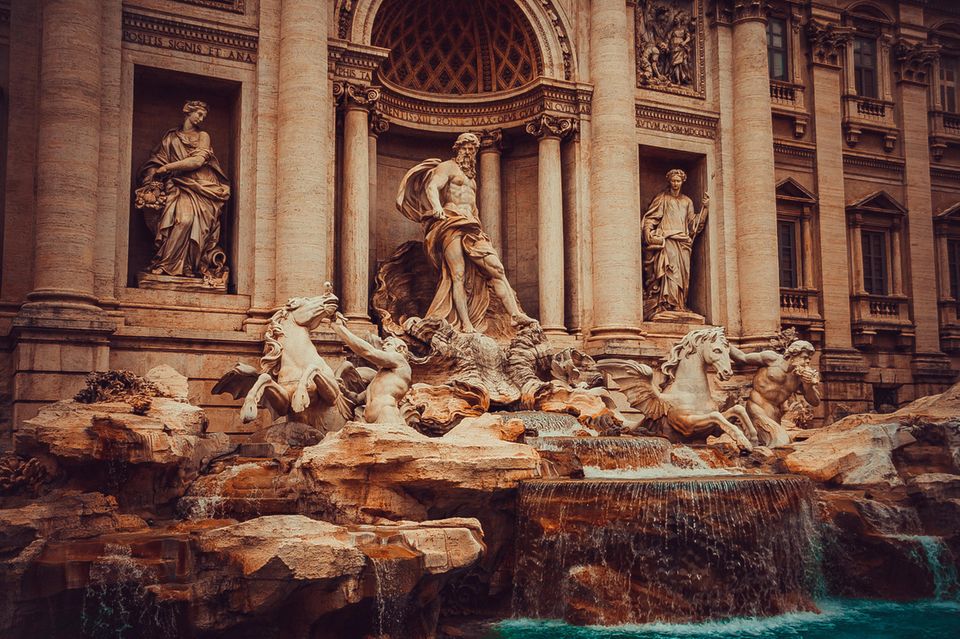 Brunnen mit Statuen