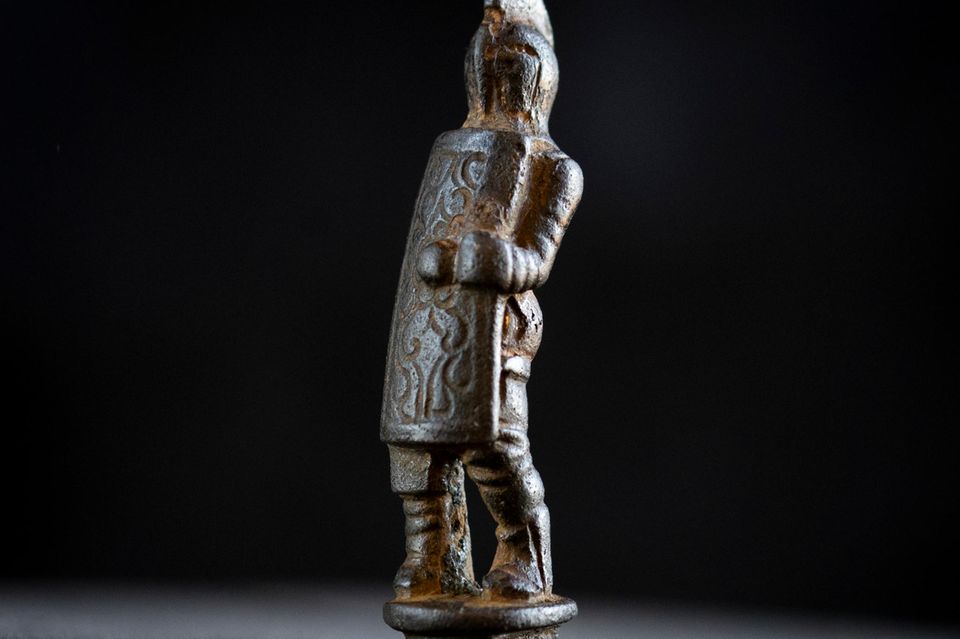 Gladiator in Form eines Messergriffs