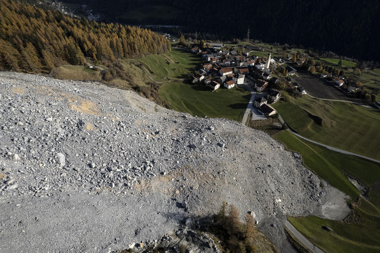 Geröllfeld über Brienz