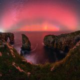 Mit dieser Aufnahme von einem Nordlicht in Asturien im Norden Spaniens ging für den Fotografen Edén Sánchez ein Traum in Erfüllung.