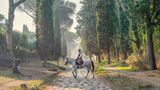 Reiter auf Schimmel auf der Via Appia Antica