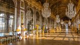 Blick in den Spiegelsaal im Schloss von Versailles