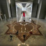 Blick in eine Hallenflucht des Präsidentenpalasts in Damaskus