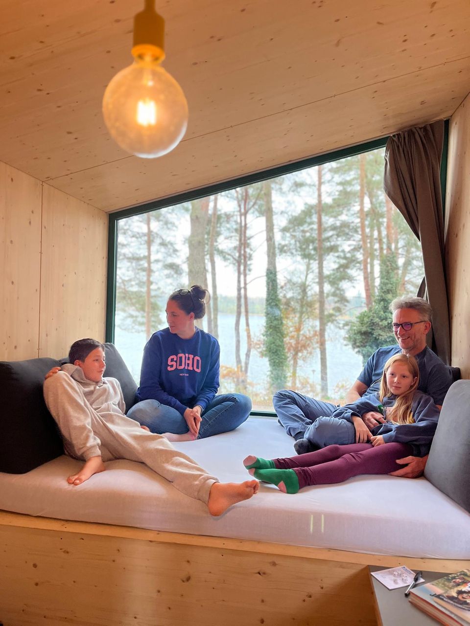 Familie in einem Tinyhouse