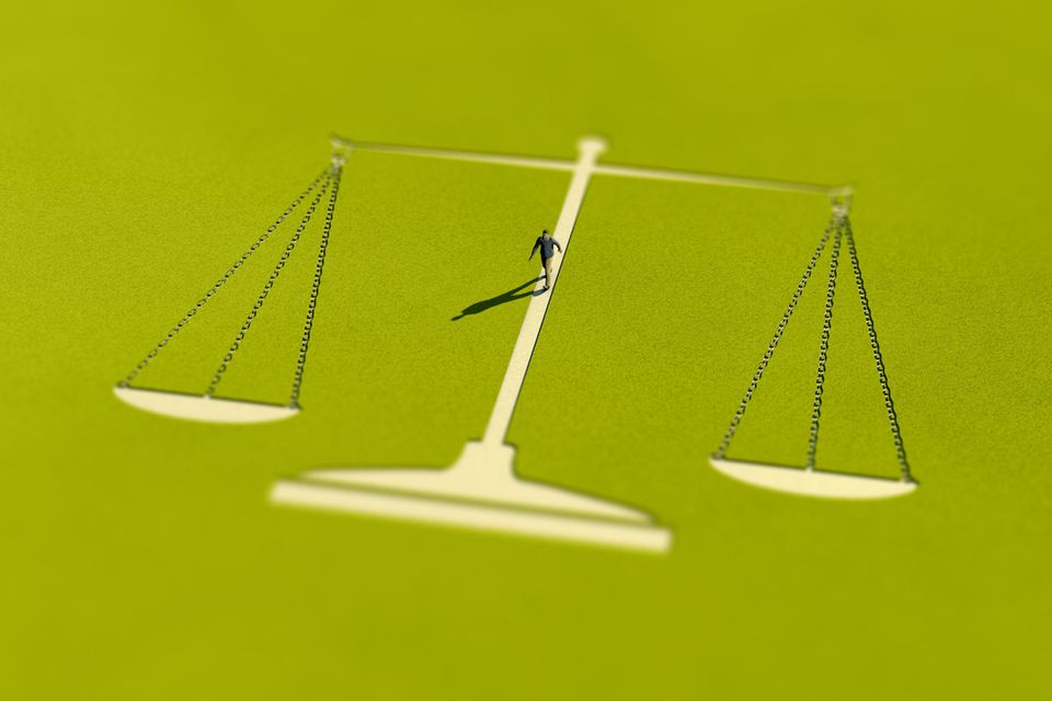 Wer in Einklang mit seinen Werten handeln möchte, sollte wichtige Weichenstellungen einer ethischen Prüfung unterziehen 1.5562