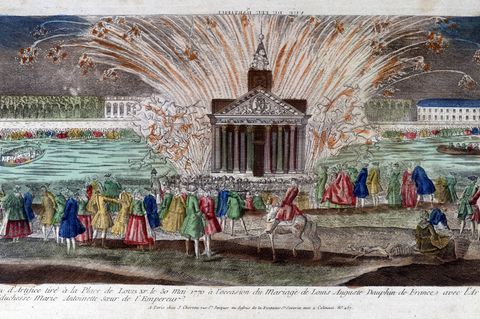 Das Feuerwerk, das die Ruggieris 1770 in Paris zur Hochzeit des Kronprinzen inszenieren, endet in einer tödlichen Massenpanik