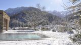 Alpencamping Nenzing im Winter mit Außenpool