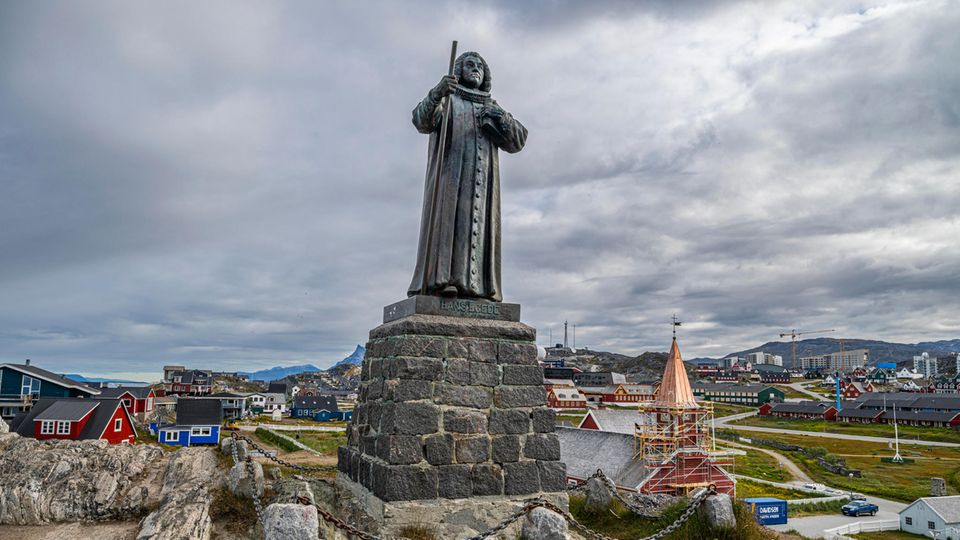 Eine Statue in der Hauptstadt Nuuk erinnert an den Missionar Hans Egede. Seine Rolle in der grönländischen Geschichte ist heute umstritten