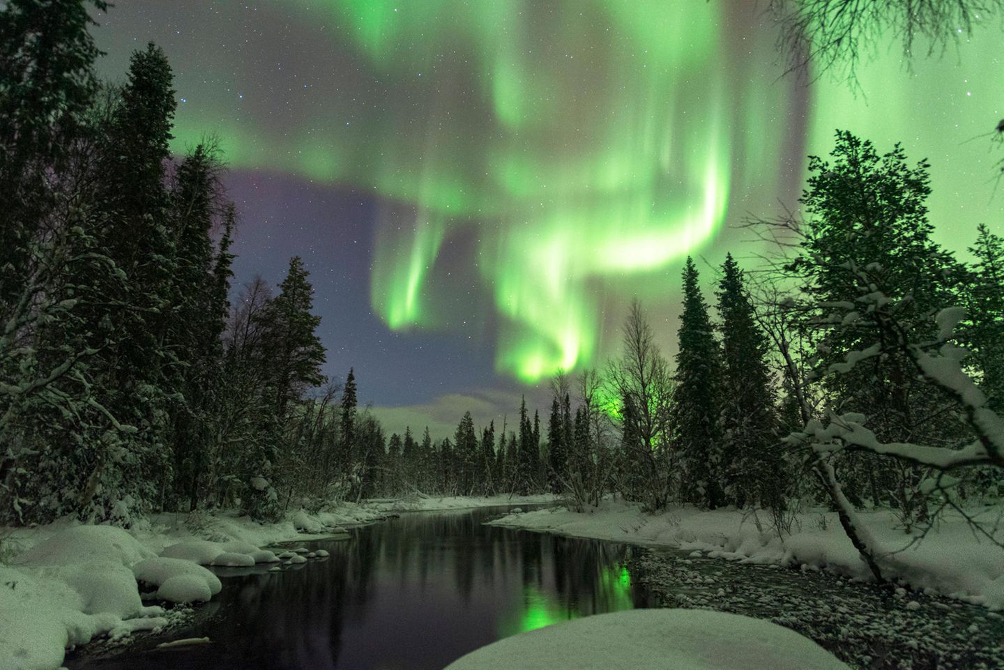 Polarlichter über dem Nationalpark Pallas-Yllästunturi