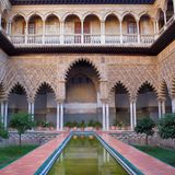 Innenhof des maurischen Königspalast Alcasar