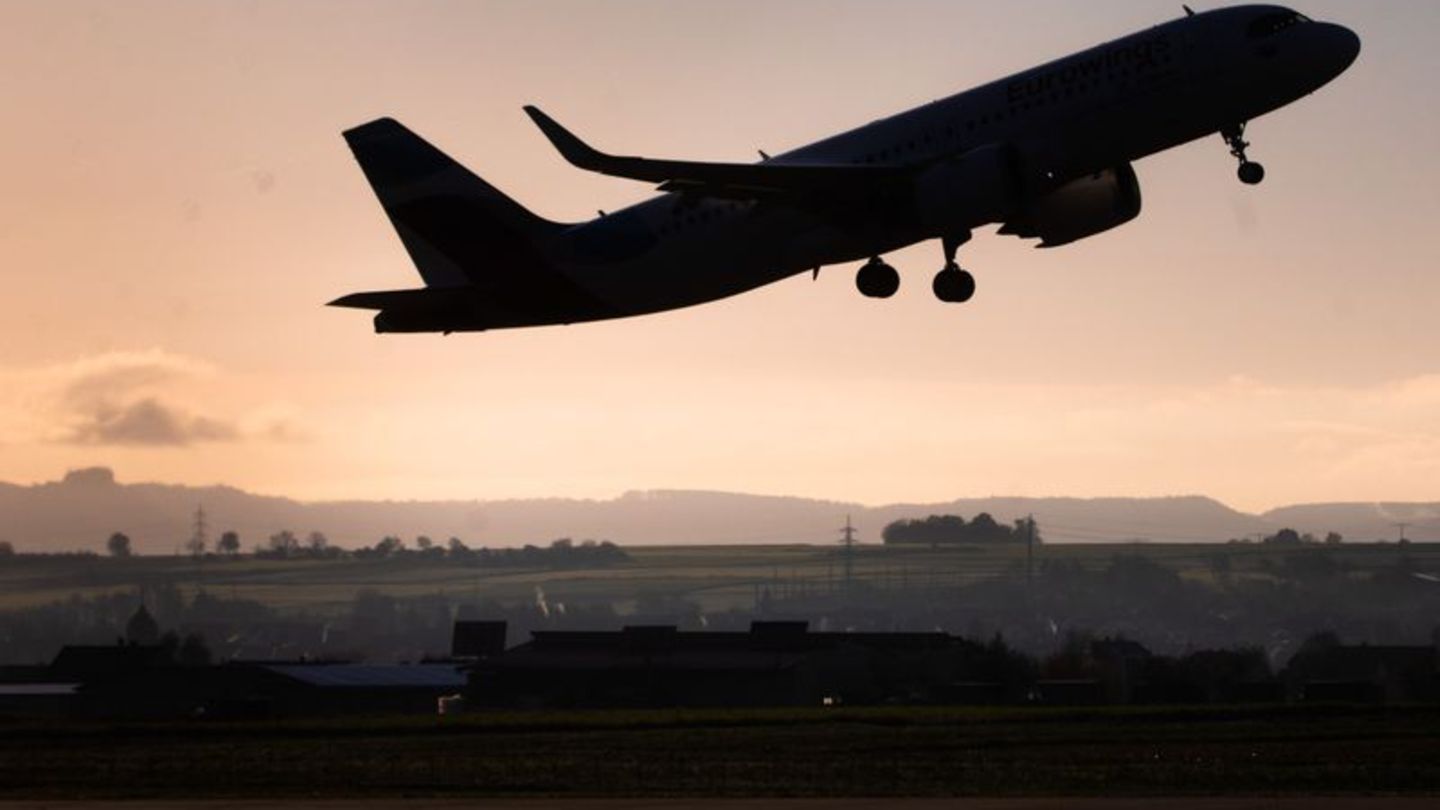 luftverkehr-mietflugzeuge-austrian-weist-auf-wet-lease-hin