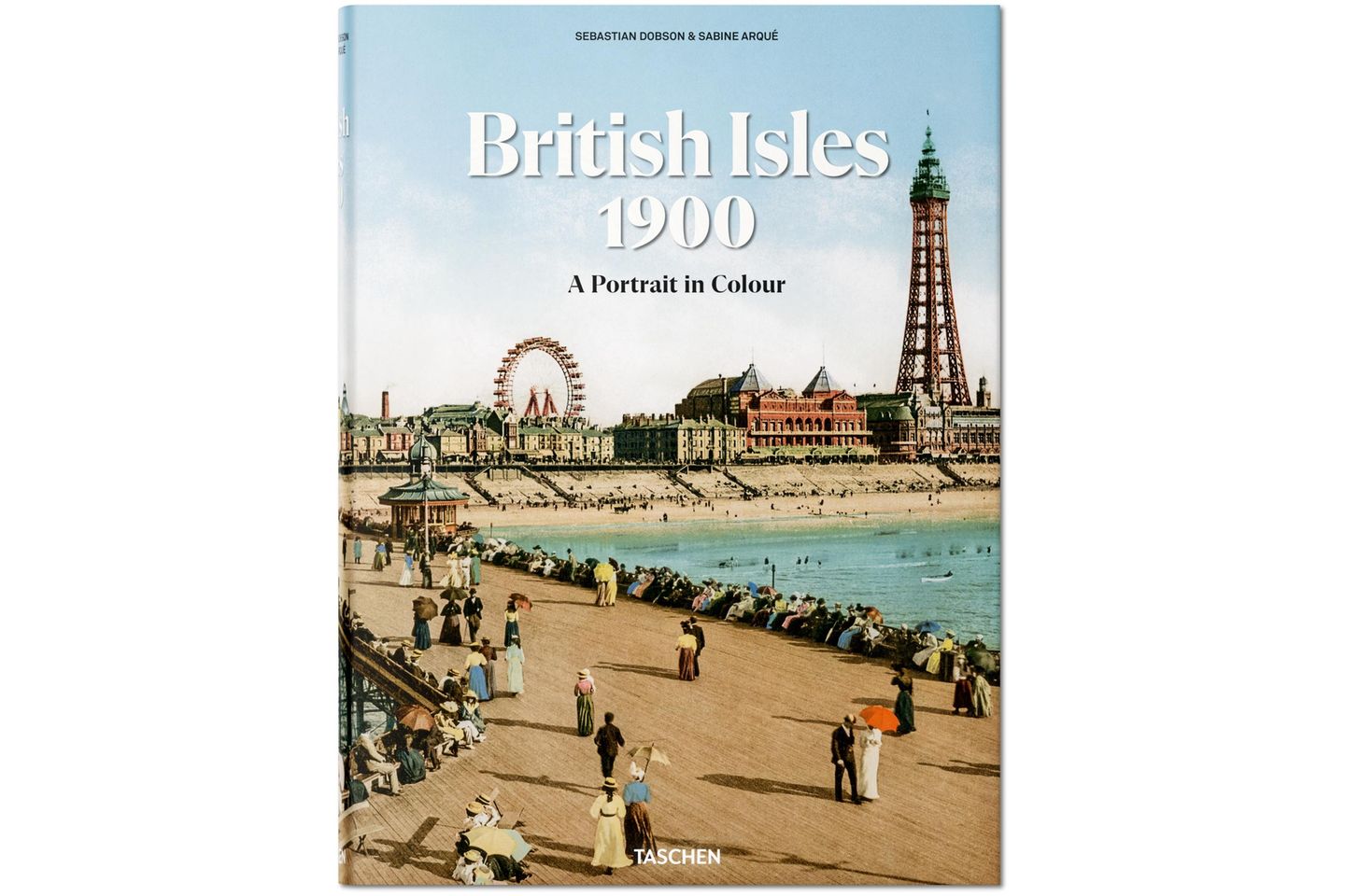 Fotografie: Die Schönheit und die reiche Geschichte der Britischen Inseln hatten den internationalen Touristen um 1900 viel zu bieten. Mehr als 800 Photochrome ermöglichen in dem Bildband "British Isles 1900. A Portrait in Colour" (608 Seiten, erschienen im TASCHEN Verlag) einen detaillierten Blick auf die wilden Landschaften, gepflegten Rasenflächen, pulsierenden Städte und den ländlichen Charme Großbritanniens vor dem Ersten Weltkrieg. Die Schönheit und die reiche Geschichte der Britischen Inseln hatten den internationalen Touristen um 1900 viel zu bieten. Mehr als 800 Photochrome ermöglichen in dem Bildband "British Isles 1900. A Portrait in Colour" (608 Seiten, erschienen im TASCHEN Verlag) einen detaillierten Blick auf die wilden Landschaften, gepflegten Rasenflächen, pulsierenden Städte und den ländlichen Charme Großbritanniens vor dem Ersten Weltkrieg.